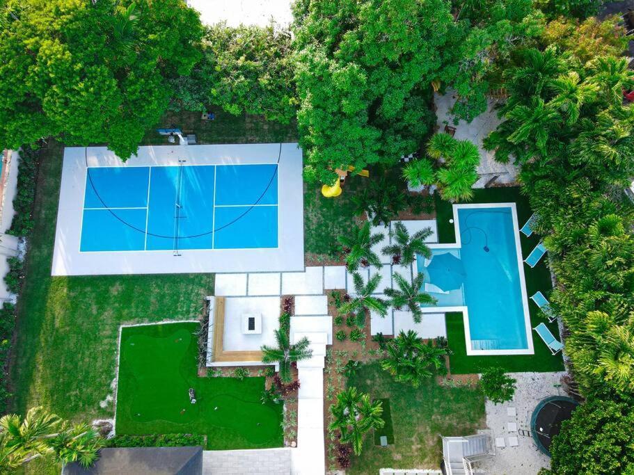 Unique Flagler'S Mansion Pickleball Court L37 Miami Exterior photo