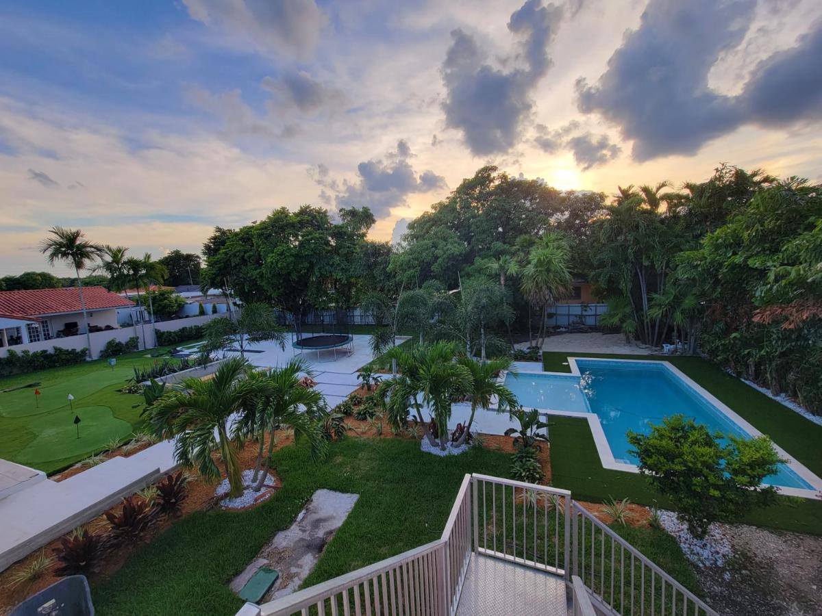 Unique Flagler'S Mansion Pickleball Court L37 Miami Exterior photo