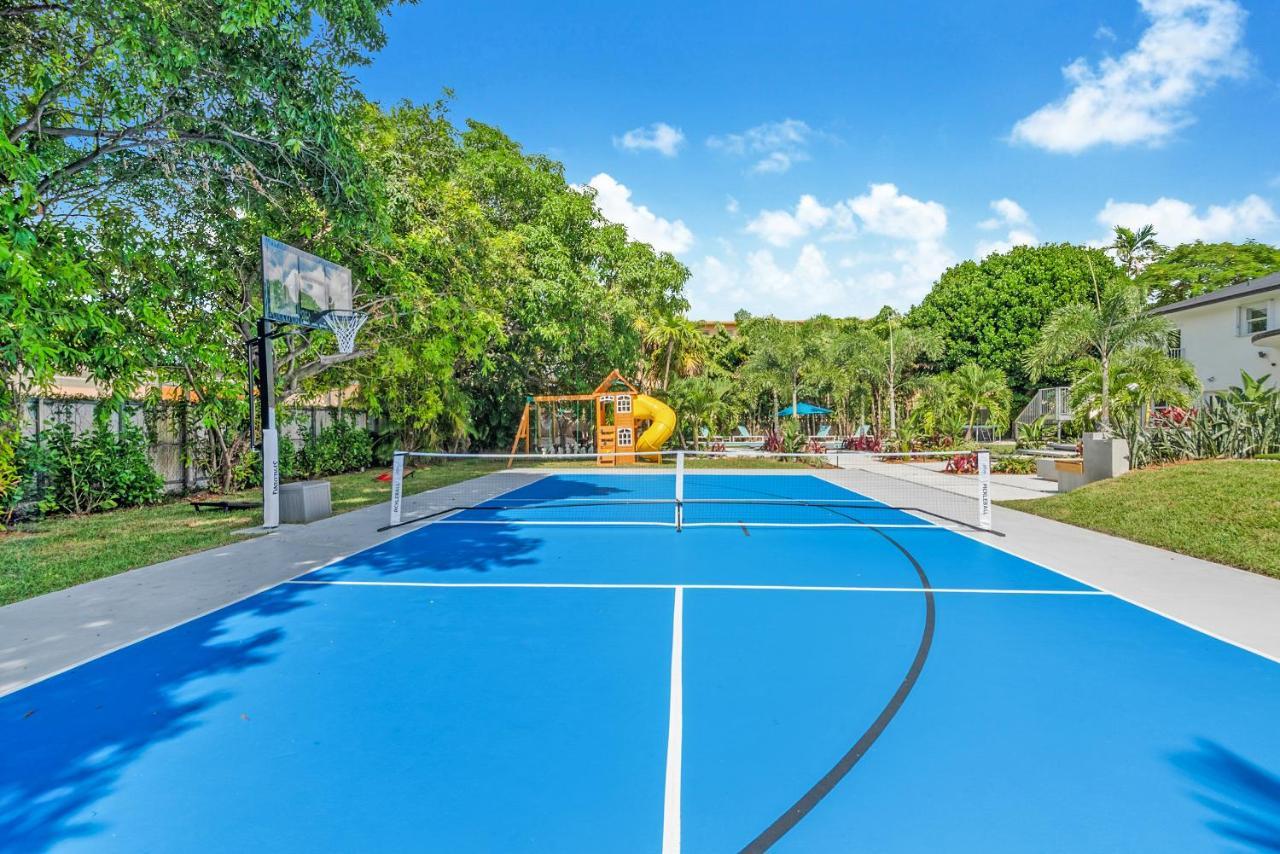 Unique Flagler'S Mansion Pickleball Court L37 Miami Exterior photo